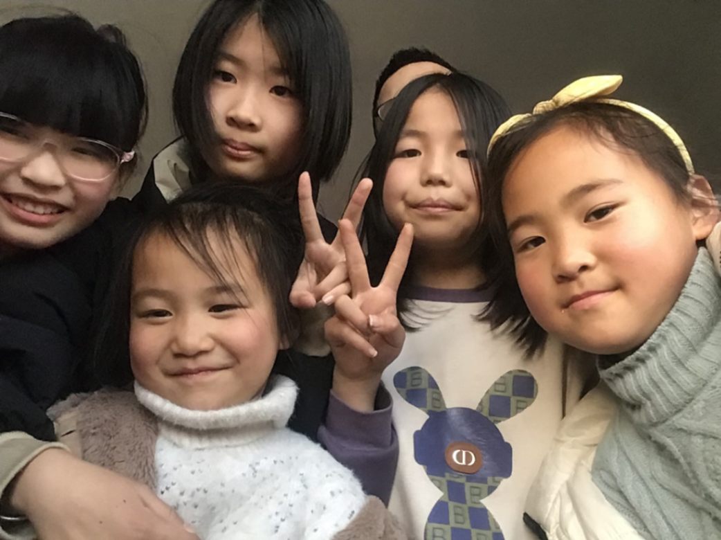 这里是有图片的